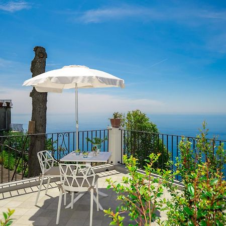 Dimora Giuela Hotel Positano Bagian luar foto