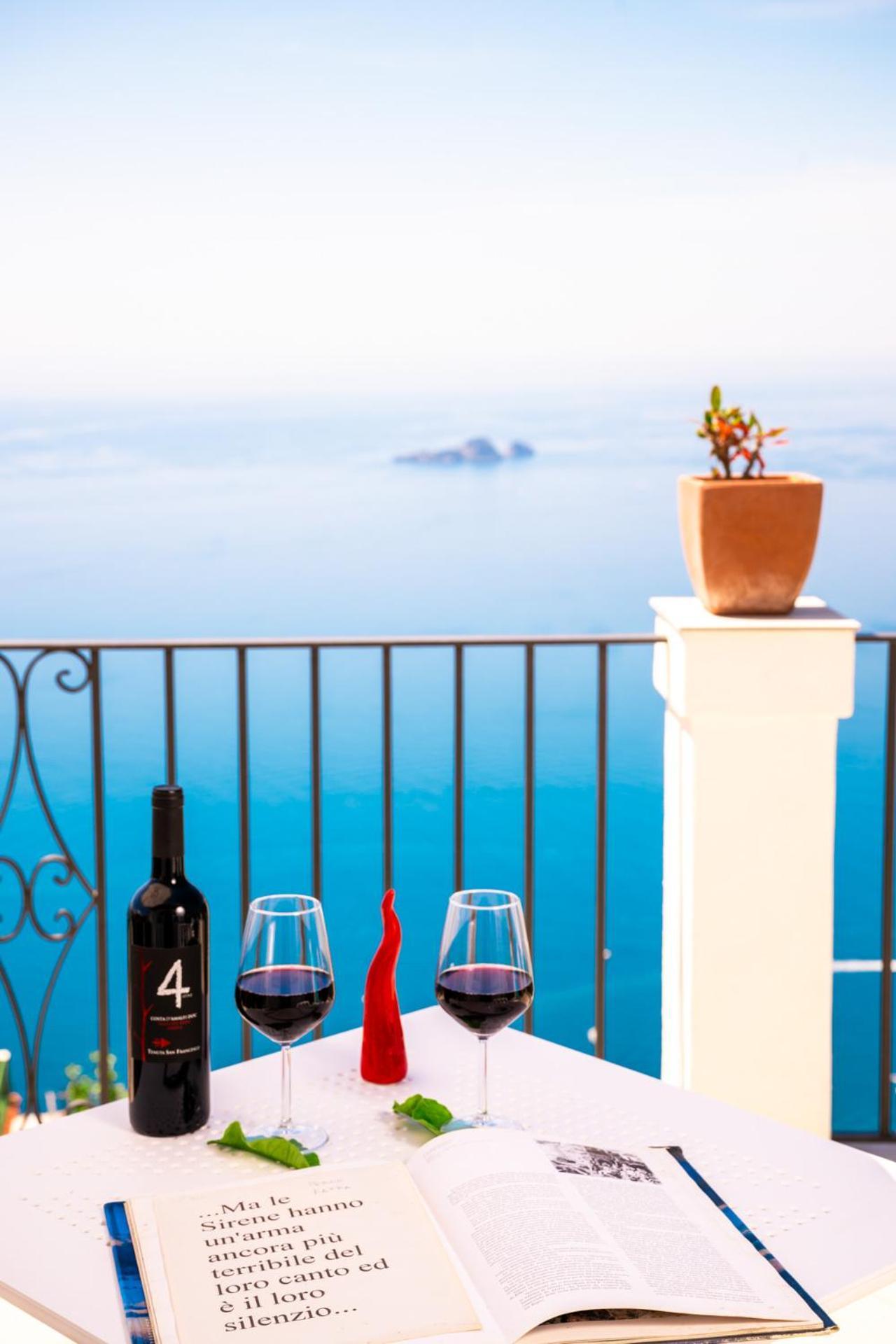 Dimora Giuela Hotel Positano Bagian luar foto